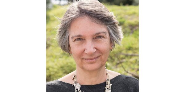 Prof._Domna_Karagogeos_receives_the_Academy_of_Ath